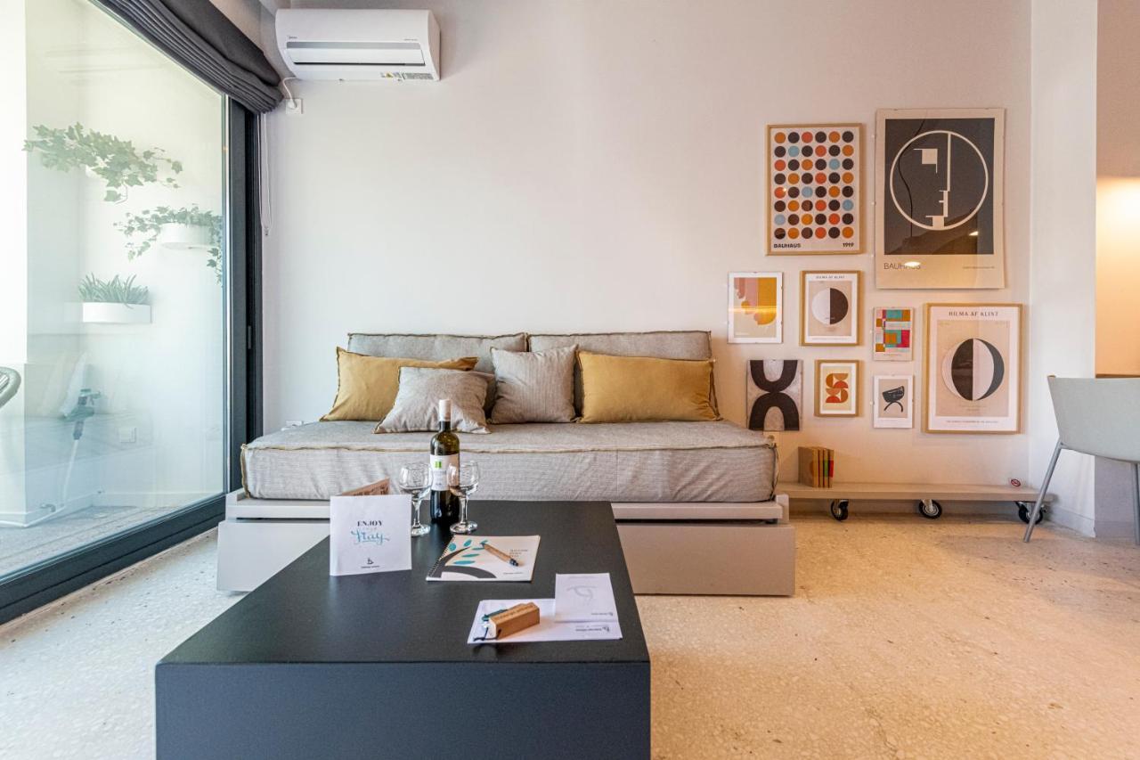 Hidesign Athens The Getaway Apartments Экстерьер фото